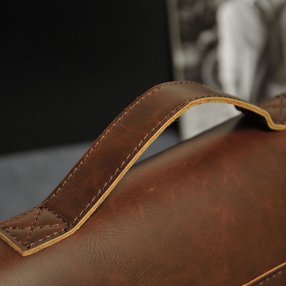 Men's Leather Bag - Picture 12 of 16